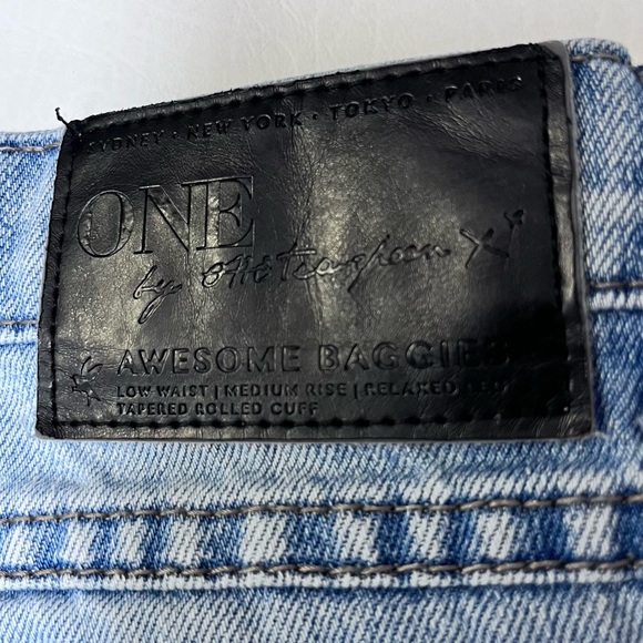 One x One Teaspoon Awesome Baggies Low Waist Medium Rise Relaxed Tapered Size 25 - Picture 8 of 9